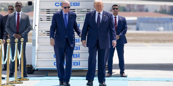 Trump Ankara'da: Erdoğan ile Kritik Zirve! Türkiye-ABD İlişkilerinde Yeni Dönem Mesajı 56 Trump Ankara'da: Erdoğan ile Kritik Zirve! Türkiye-ABD İlişkilerinde Yeni Dönem Mesajı