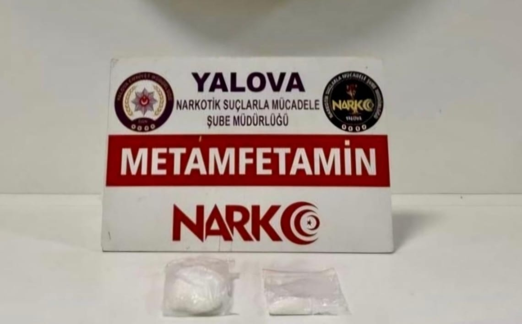 Yalova’da Narkotik Operasyonu: 8 Şüpheli Yakalandı, 6 Kişi Tutuklandı