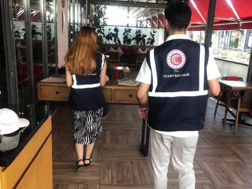 Yalova’da Haziran Ayında 13 Bini Aşkın Ürün Denetlendi: Haksız Fiyat ve Etiket İhlallerine Geçit Yok 6 Yalova’da Haziran Ayında 13 Bini Aşkın Ürün Denetlendi: Haksız Fiyat ve Etiket İhlallerine Geçit Yok
