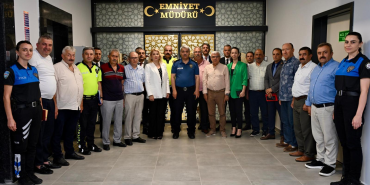 Yalova’da Güvenlik Masaya Yatırıldı: İl Emniyet Müdürü Yılmaz Delen Muhtarlarla Bir Araya Geldi 68 Yalova’da Güvenlik Masaya Yatırıldı: İl Emniyet Müdürü Yılmaz Delen Muhtarlarla Bir Araya Geldi