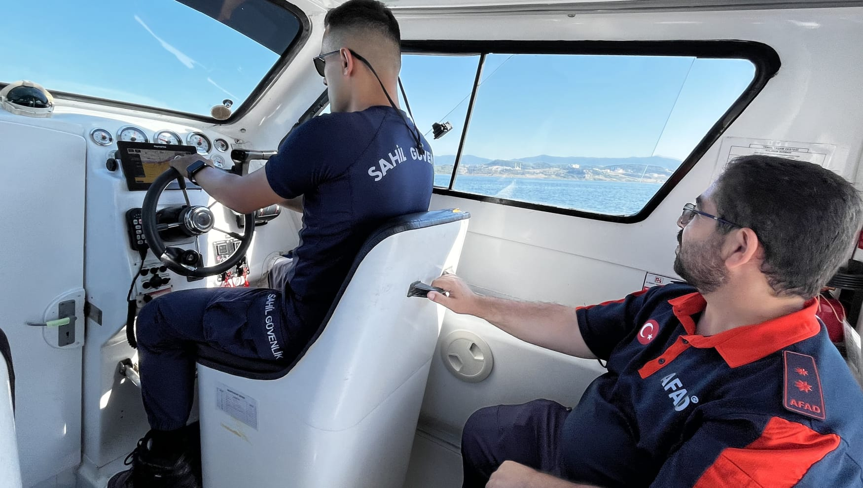 Yalova’da Gaz Kokusu Paniği! Çınarcık Açıklarında Demirli Tankerden Kaynaklandığı Belirlendi