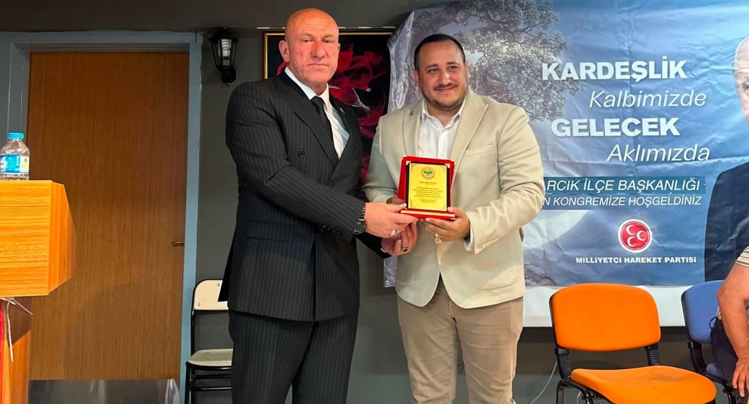 MHP Çınarcık’ta Görev Değişimi: İlçe Başkanlığına İsmail Taş Seçildi 7 MHP Çınarcık’ta Görev Değişimi: İlçe Başkanlığına İsmail Taş Seçildi