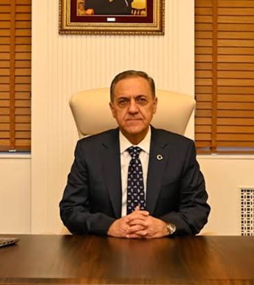 Yalova Valisi Dr. Ahmet Hamdi Usta’dan 15 Temmuz Mesajı: “İrade Bizim, Zafer Bizim” 7 Yalova Valisi Dr. Ahmet Hamdi Usta’dan 15 Temmuz Mesajı: “İrade Bizim, Zafer Bizim”