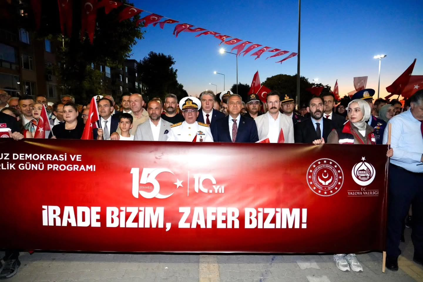 Yalova’da 15 Temmuz Demokrasi ve Milli Birlik Günü’nün 10. Yılında Anlamlı Anma Programları Düzenlendi