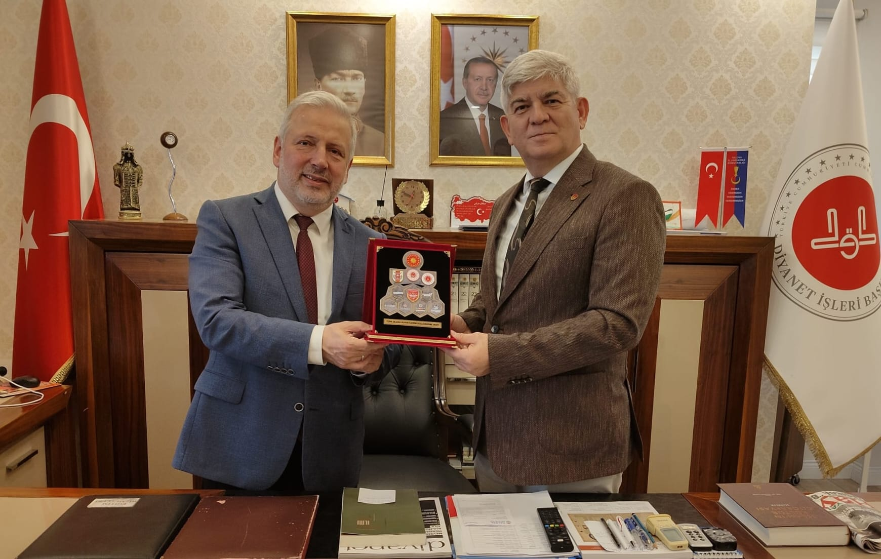 TSK Güçlendirme Vakfı’ndan Yalova İl Müftüsü İlyas Yılmaztürk’e Anlamlı Teşekkür Plaketi 2 TSK Güçlendirme Vakfı’ndan Yalova İl Müftüsü İlyas Yılmaztürk’e Anlamlı Teşekkür Plaketi