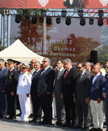 Yalova'nın Kurtuluşunun 105. Yılı Coşkuyla Kutlandı! TCG Tuzla, Sergi ve Anlamlı Mesajlar 4 Yalova'nın Kurtuluşunun 105. Yılı Coşkuyla Kutlandı! TCG Tuzla, Sergi ve Anlamlı Mesajlar