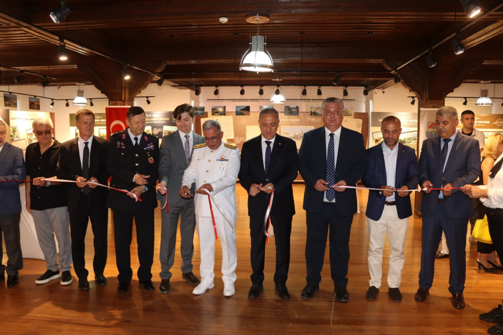 Yalova'nın Kurtuluşunun 105. Yılı Coşkuyla Kutlandı! TCG Tuzla, Sergi ve Anlamlı Mesajlar 9 Yalova'nın Kurtuluşunun 105. Yılı Coşkuyla Kutlandı! TCG Tuzla, Sergi ve Anlamlı Mesajlar