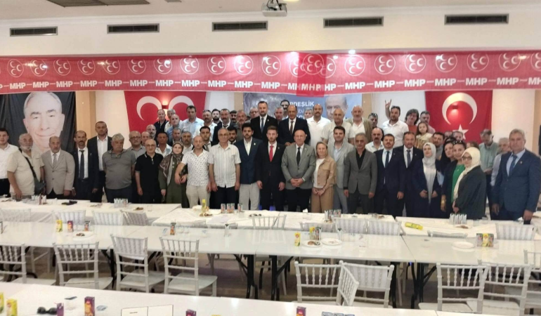 MHP Altınova İlçe Kongresi Tamamlandı: Ramazan Uysal Güven Tazeledi 1 MHP Altınova İlçe Kongresi Tamamlandı: Ramazan Uysal Güven Tazeledi