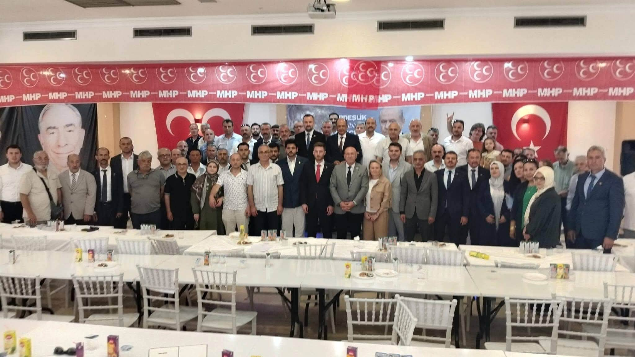 MHP Altınova İlçe Kongresi Tamamlandı: Ramazan Uysal Güven Tazeledi 7 MHP Altınova İlçe Kongresi Tamamlandı: Ramazan Uysal Güven Tazeledi
