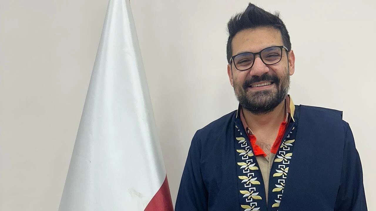 Yalova Eğitim ve Araştırma Hastanesi'nde Akademik Gurur: Çocuk Psikiyatrisi Uzmanı Mutlu Muhammed Özbek Doçent Oldu 1 Yalova Eğitim ve Araştırma Hastanesi'nde Akademik Gurur: Çocuk Psikiyatrisi Uzmanı Mutlu Muhammed Özbek Doçent Oldu