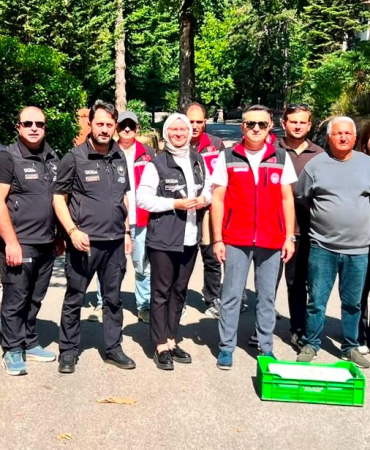 Yalova'da Kahverengi Kokarcaya Karşı Biyolojik Mücadele: 5 Bin Samuray Arısı Doğaya Salındı 7 Yalova'da Kahverengi Kokarcaya Karşı Biyolojik Mücadele: 5 Bin Samuray Arısı Doğaya Salındı