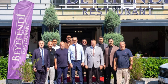 Saffet Sancaklı'dan Yalova'daki Beyefendi Restaurant'a Anlamlı Ziyaret: "Yalova'ya Değer Katacak Bir Yatırım" 14 Saffet Sancaklı'dan Yalova'daki Beyefendi Restaurant'a Anlamlı Ziyaret: "Yalova'ya Değer Katacak Bir Yatırım"