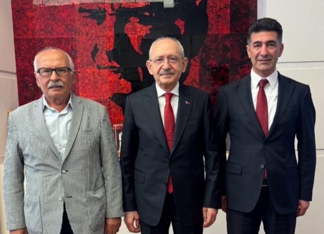 CHP Yalova İl Başkanı Mesut Tutuğ'dan Genel Başkan Kemal Kılıçdaroğlu'na Ziyaret 1 CHP Yalova İl Başkanı Mesut Tutuğ'dan Genel Başkan Kemal Kılıçdaroğlu'na Ziyaret