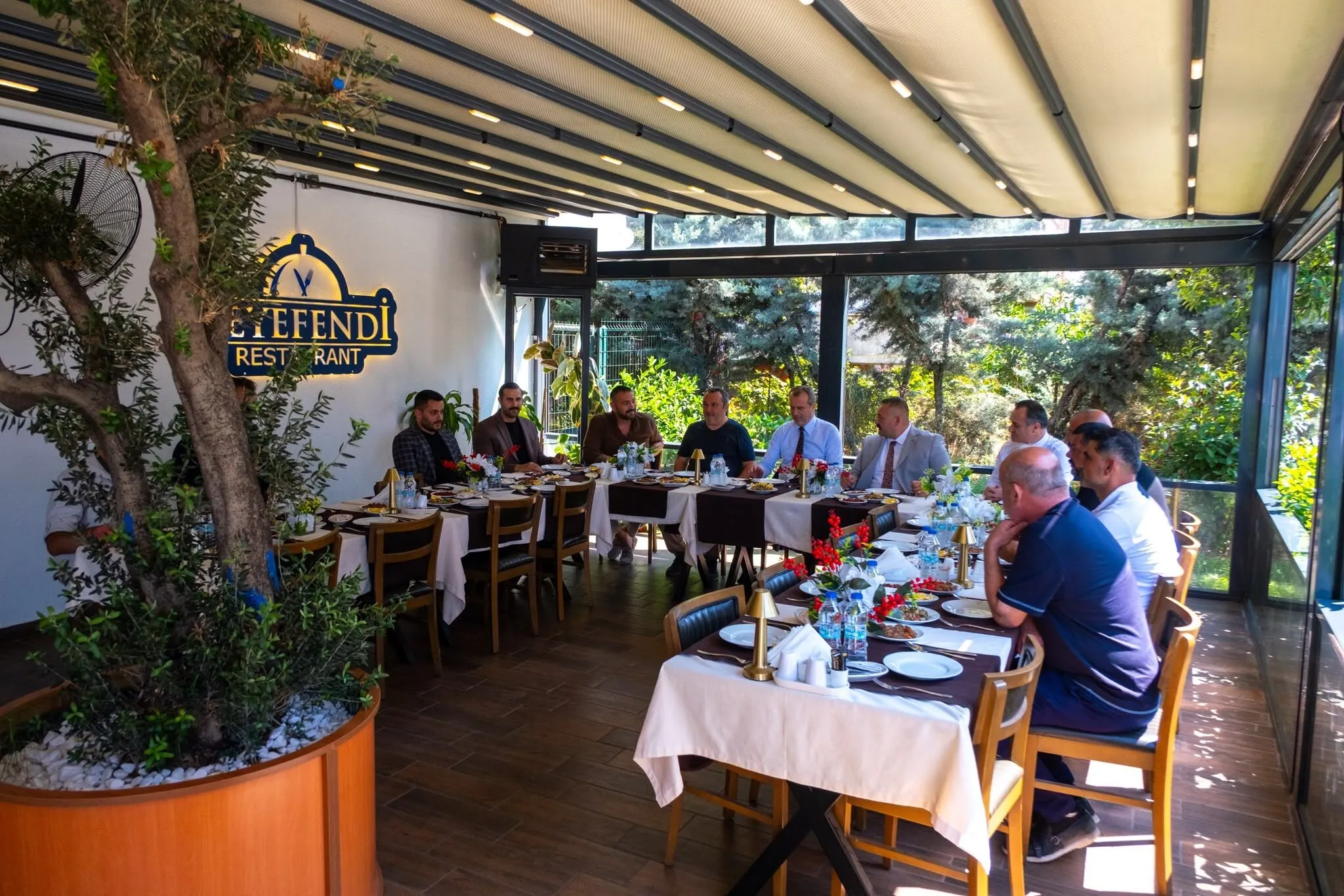 Saffet Sancaklı'dan Yalova'daki Beyefendi Restaurant'a Anlamlı Ziyaret: "Yalova'ya Değer Katacak Bir Yatırım"