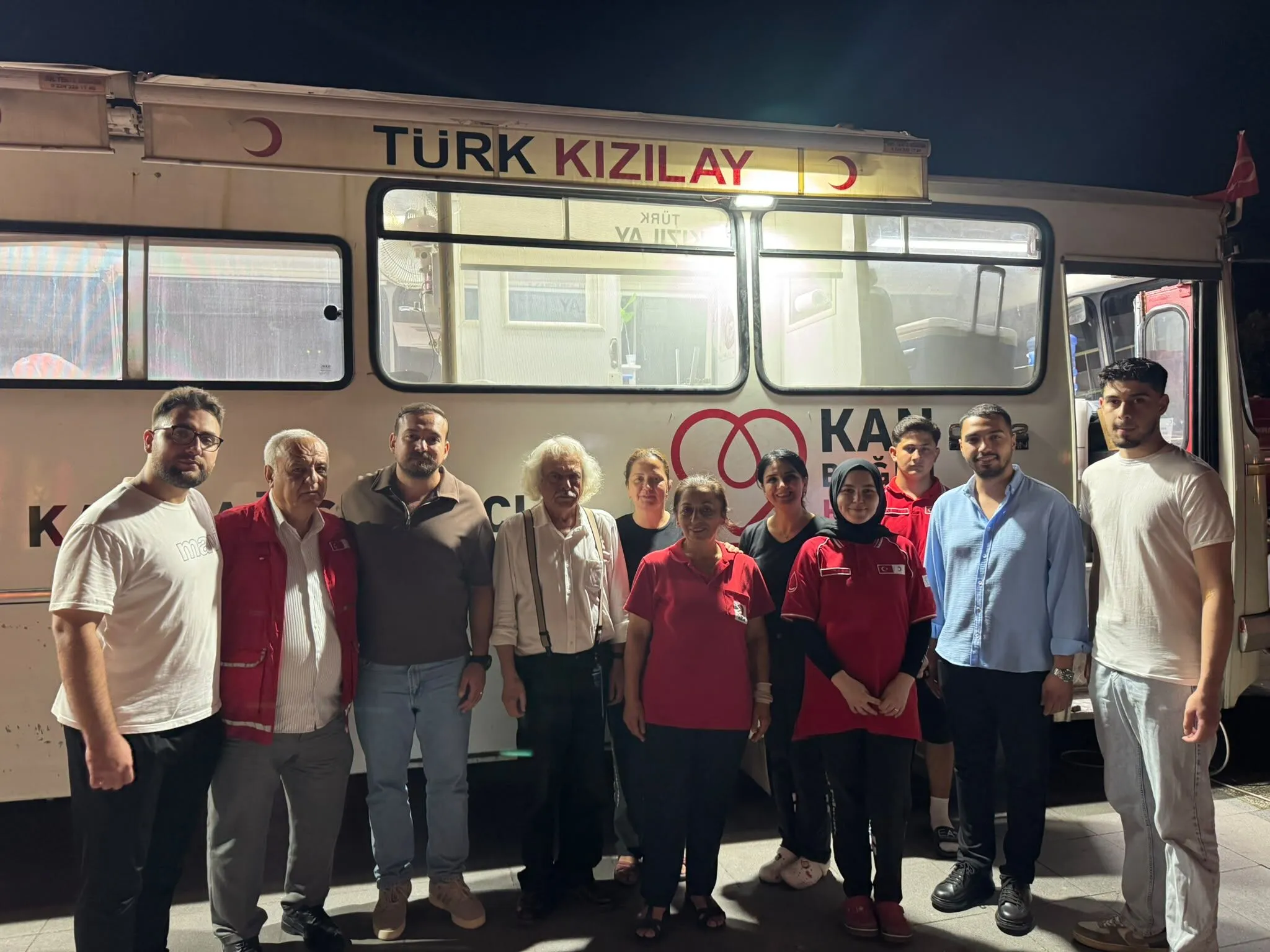Yalova'da "Kan Bağışıyla Hayata Pas Ver" Etkinliği Büyük İlgi Gördü: Kazanan Hayat Oldu 5 Yalova'da "Kan Bağışıyla Hayata Pas Ver" Etkinliği Büyük İlgi Gördü: Kazanan Hayat Oldu