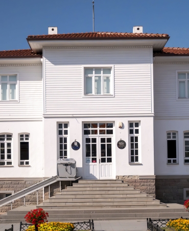 YALOVA KENT MÜZESİ’NDEN VATANDAŞLARA TARİHİ ÇAĞRI: “GEÇMİŞİNİZİ KENT MÜZESİYLE PAYLAŞIN” 4 YALOVA KENT MÜZESİ’NDEN VATANDAŞLARA TARİHİ ÇAĞRI: “GEÇMİŞİNİZİ KENT MÜZESİYLE PAYLAŞIN”