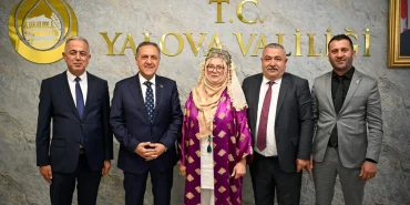 39. Ahilik Haftası’nda Yalova’da Ahilik Geleneği Yaşatıldı: Yılın Ahisi Meral Evcin Özdemir’e Kaftan Giydirildi 10 39. Ahilik Haftası’nda Yalova’da Ahilik Geleneği Yaşatıldı: Yılın Ahisi Meral Evcin Özdemir’e Kaftan Giydirildi