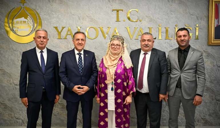 39. Ahilik Haftası’nda Yalova’da Ahilik Geleneği Yaşatıldı: Yılın Ahisi Meral Evcin Özdemir’e Kaftan Giydirildi