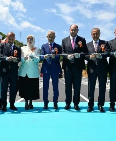 Yalova-Armutlu Yolu Esenköy Varyantı Açıldı: Seyahat Süresi 30 Dakikaya Düştü 3 Yalova-Armutlu Yolu Esenköy Varyantı Açıldı: Seyahat Süresi 30 Dakikaya Düştü
