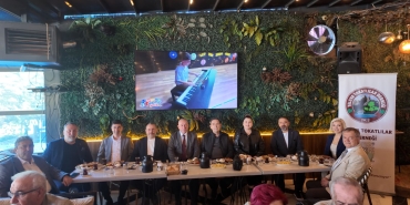 YALOVA’DA TOKATLILAR EĞİTİM TEMALI KAHVALTIDA BULUŞTU 11 YALOVA’DA TOKATLILAR EĞİTİM TEMALI KAHVALTIDA BULUŞTU