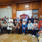 İpek Yolundan Çay Yoluna: Yalova’dan Rize’ye Uzanan Sanat ve Gönül Köprüsü 13 İpek Yolundan Çay Yoluna: Yalova’dan Rize’ye Uzanan Sanat ve Gönül Köprüsü