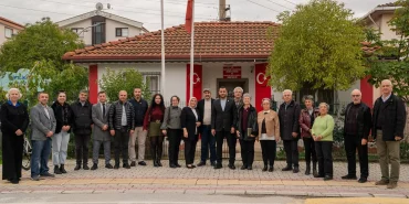 YENİ PARTİ’DEN MEHMET AKİF ERSOY MAHALLE MUHTARI AYTEN KILIÇ’A ZİYARET 10 YENİ PARTİ’DEN MEHMET AKİF ERSOY MAHALLE MUHTARI AYTEN KILIÇ’A ZİYARET