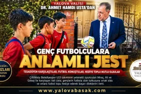 Yalova’da Zabıta Haftası’na Anlamlı Kutlama: Esnaf ve Vatandaşlara Karanfil 1 thumbnail