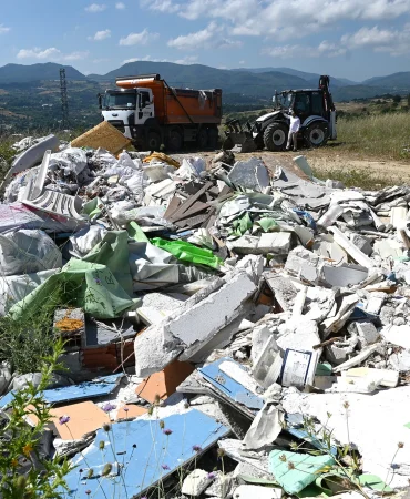 Yalova Belediyesi’nden Kaba Atık ve Ev Eşyaları İçin Toplama Hizmeti 7 Yalova Belediyesi’nden Kaba Atık ve Ev Eşyaları İçin Toplama Hizmeti
