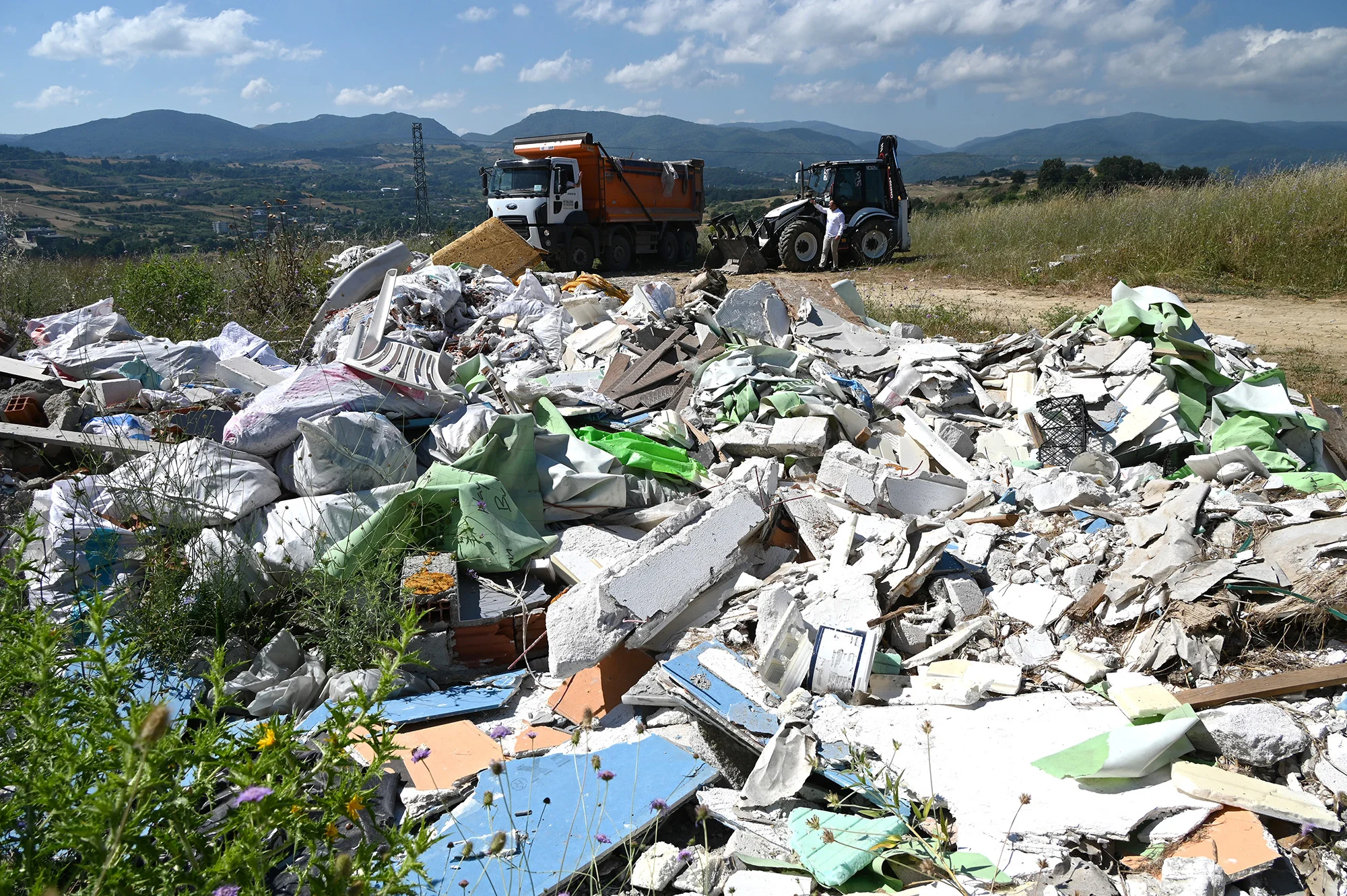 Yalova Belediyesi’nden Kaba Atık ve Ev Eşyaları İçin Toplama Hizmeti