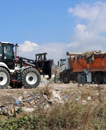 Yalova Belediyesi’nden Kirazlı Sanayi Sitesi’nde Çevre Temizliği ve Denetim Hamlesi 4 Yalova Belediyesi’nden Kirazlı Sanayi Sitesi’nde Çevre Temizliği ve Denetim Hamlesi