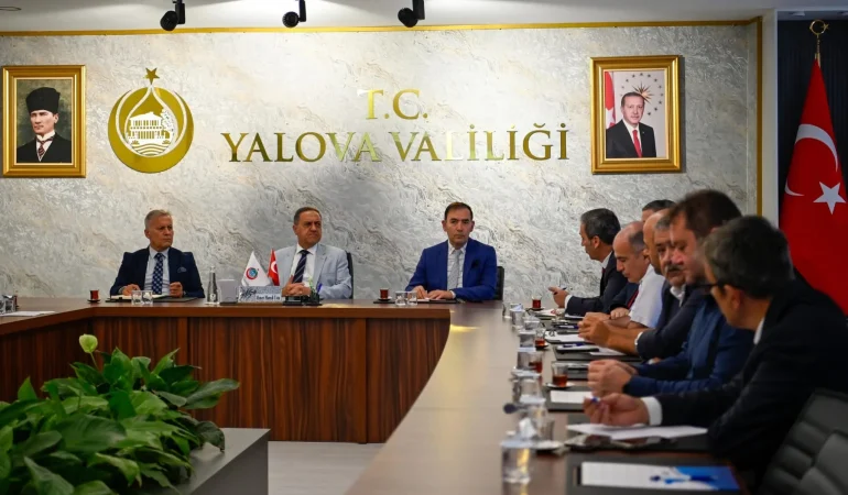 Yalova'da İl İstihdam ve Mesleki Eğitim Kurulu Toplandı: Yeni İŞKUR Hizmet Binası ve Nitelikli İş Gücü Kararları 1 Yalova'da İl İstihdam ve Mesleki Eğitim Kurulu Toplandı: Yeni İŞKUR Hizmet Binası ve Nitelikli İş Gücü Kararları