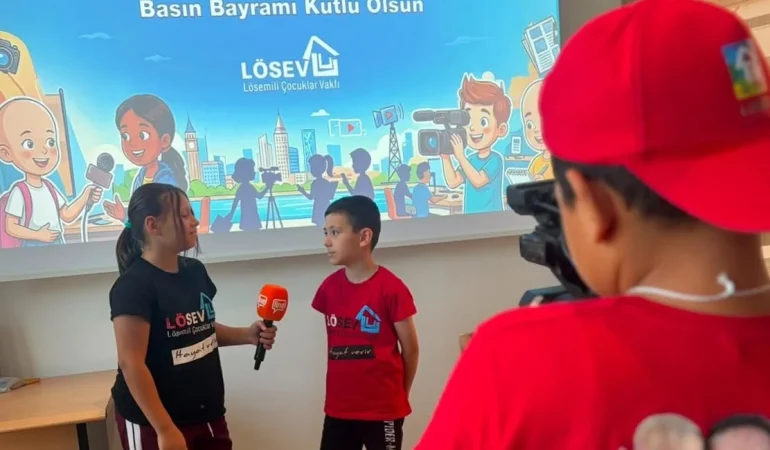 LÖSEV'den 24 Temmuz Basın Bayramı'nda Anlamlı Etkinlik 6 LÖSEV'den 24 Temmuz Basın Bayramı'nda Anlamlı Etkinlik