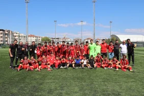 Çiftlikköyspor’dan Gelişim Liglerine Muhteşem Başlangıç: İki Kategoride de Galibiyet 12 Çiftlikköyspor’dan Gelişim Liglerine Muhteşem Başlangıç: İki Kategoride de Galibiyet