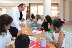 Çiftlikköy'de Geri Dönüşüm Atölyesi Yoğun İlgi Görüyor 12 Çiftlikköy'de Geri Dönüşüm Atölyesi Yoğun İlgi Görüyor