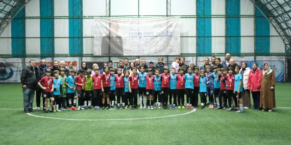 Çiftlikköy’de Cumhuriyet Kupası Heyecanı! U-11 Şampiyonu Çiftlikköyspor Oldu 35 Çiftlikköy’de Cumhuriyet Kupası Heyecanı! U-11 Şampiyonu Çiftlikköyspor Oldu