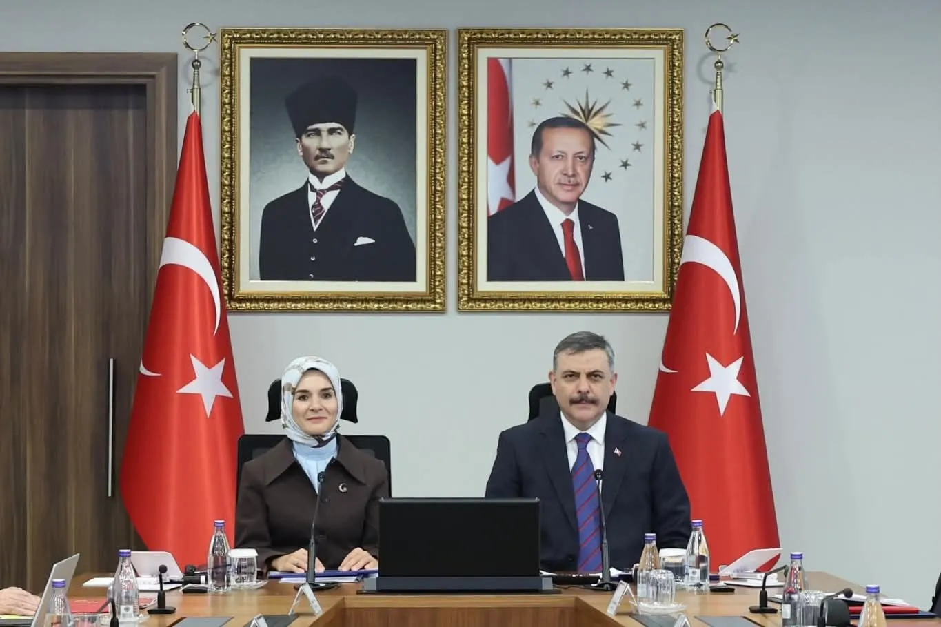 Yalova’da Sosyal Yardımlarda Performans Masaya Yatırıldı: Sahadaki Çalışmalar Değerlendirildi 4 Yalova’da Sosyal Yardımlarda Performans Masaya Yatırıldı: Sahadaki Çalışmalar Değerlendirildi
