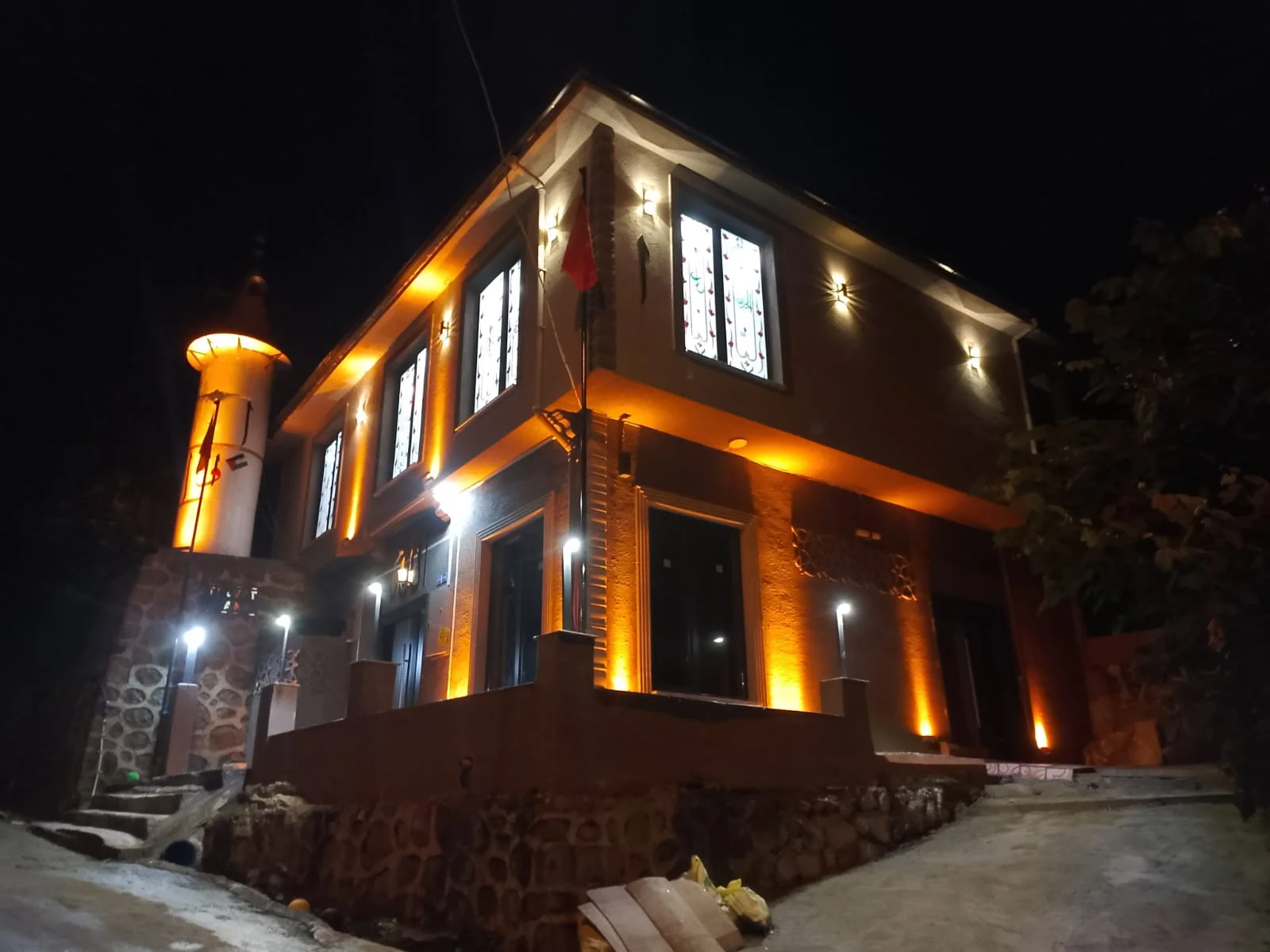 Doğup Büyüdüğü Köyüne Vefa Borcunu Cami Yaptırarak Ödedi: İsmail Yaprak’tan Anlamlı Hizmet