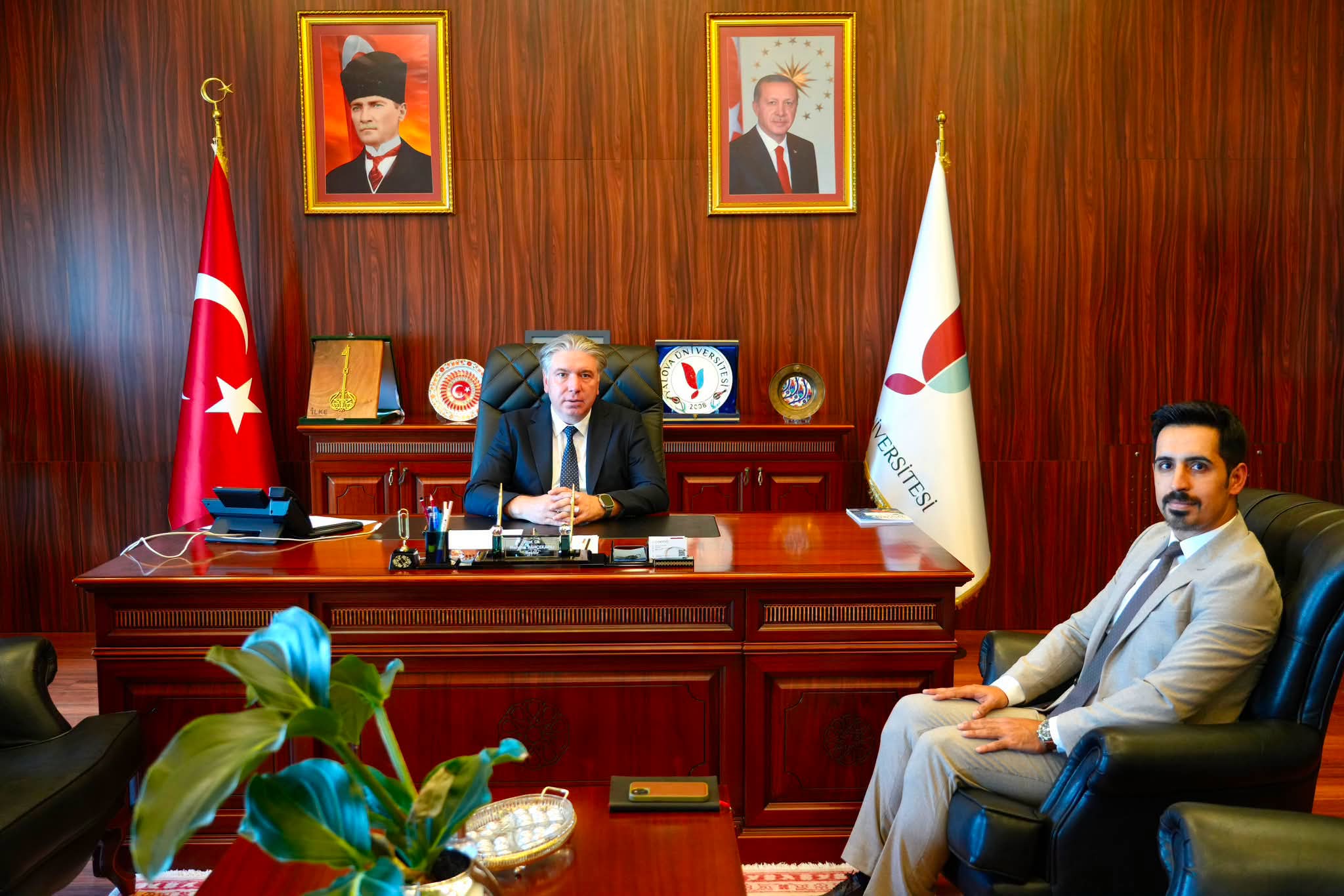 Seçkin Özcan’dan Rektör Bahçekapılı’ya Ziyaret