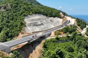 Esenköy-Armutlu Yolu Hizmete Giriyor: Yalova'nın Yıllardır Beklediği Dev Ulaşım Projesinde Tarihi Gün 10 Esenköy-Armutlu Yolu Hizmete Giriyor: Yalova'nın Yıllardır Beklediği Dev Ulaşım Projesinde Tarihi Gün