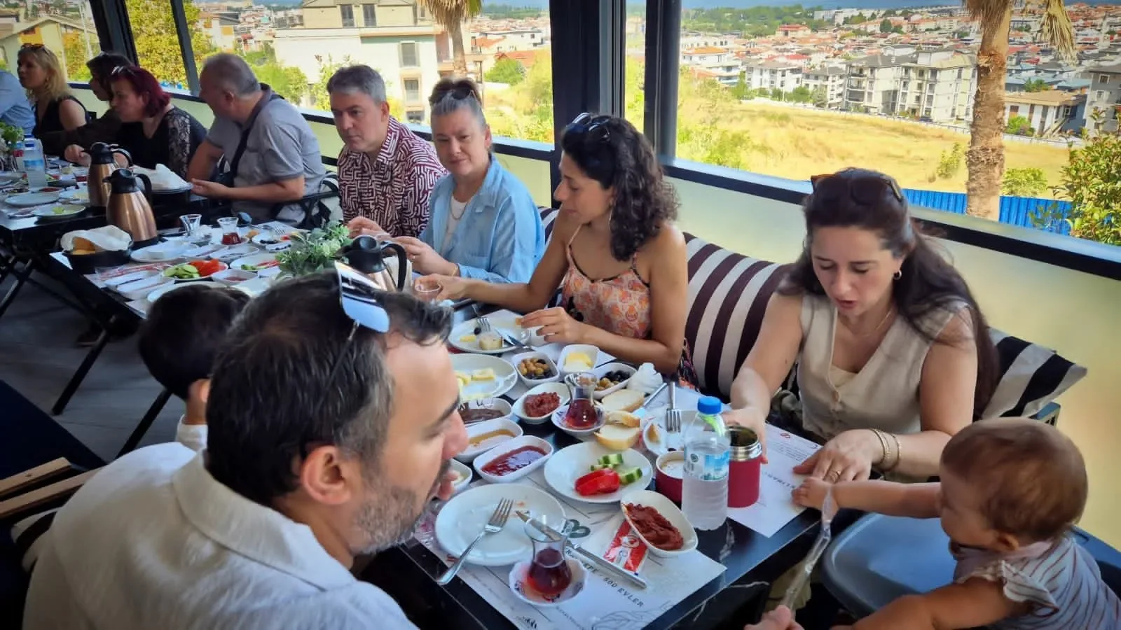 Yalova Gazeteciler Cemiyeti'nden 24 Temmuz'a Yakışan Anlamlı Buluşma 8 Yalova Gazeteciler Cemiyeti'nden 24 Temmuz'a Yakışan Anlamlı Buluşma