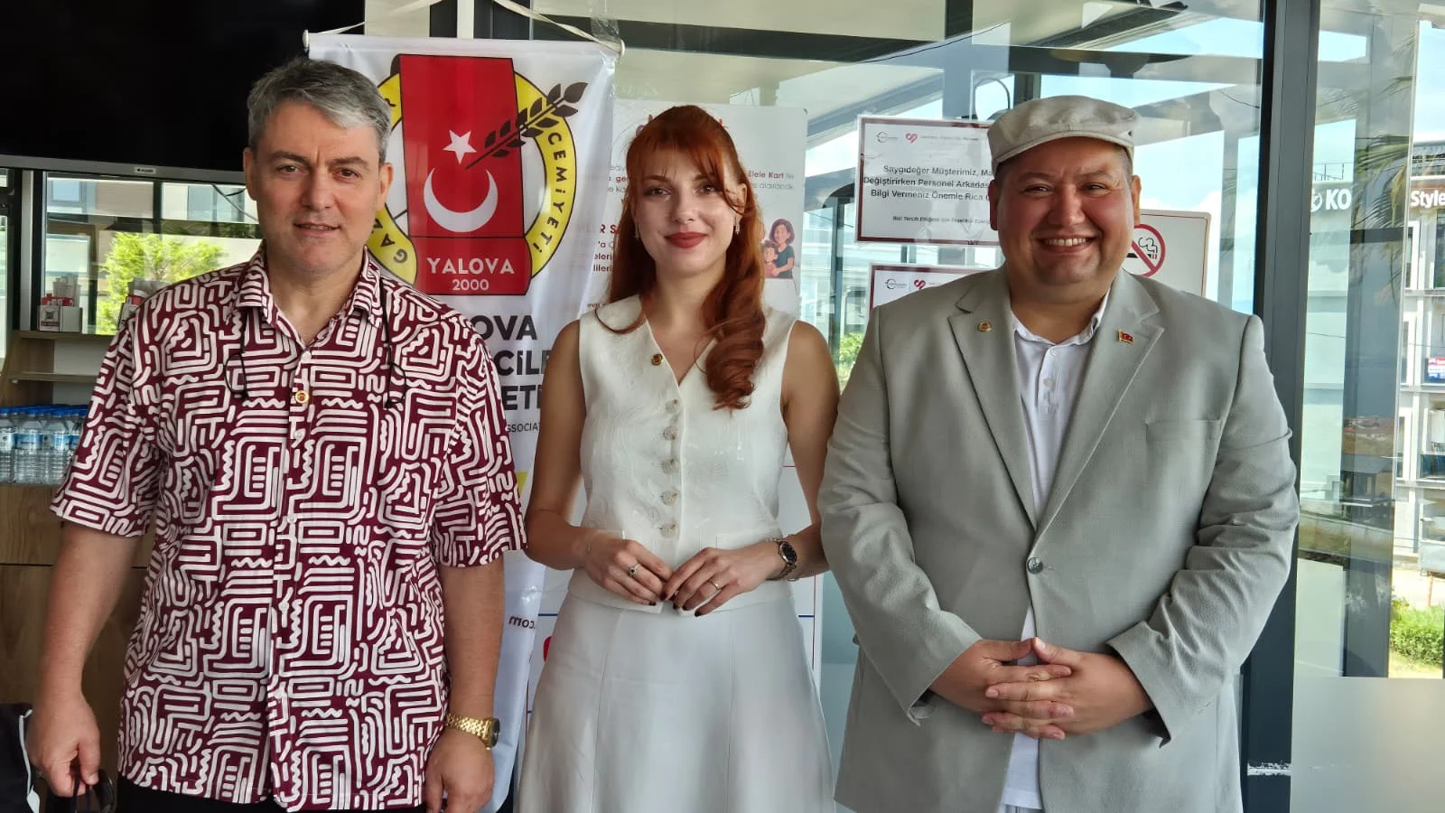 Yalova Gazeteciler Cemiyeti'nden 24 Temmuz'a Yakışan Anlamlı Buluşma 12 Yalova Gazeteciler Cemiyeti'nden 24 Temmuz'a Yakışan Anlamlı Buluşma