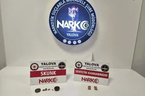 Yalova'da Narkotik Operasyonu: 5 Şüpheli Tutuklandı 42 Yalova'da Narkotik Operasyonu: 5 Şüpheli Tutuklandı