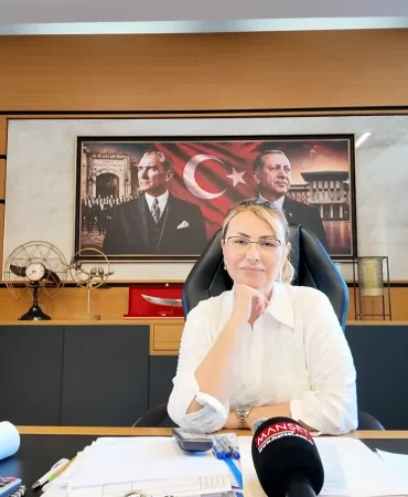 Altınova Tersaneler Bölgesi Alarm Veriyor: Başkan Yasemin Fazlaca "Üretimde Ciddi Gerileme Yaşanıyor" 8 Altınova Tersaneler Bölgesi Alarm Veriyor: Başkan Yasemin Fazlaca "Üretimde Ciddi Gerileme Yaşanıyor"