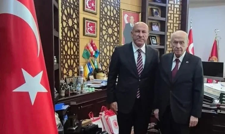 Yalova MHP İl Başkanı Mustafa Deviren, Devlet Bahçeli’yi Ziyaret Etti: İlçe Kongreleri Tamamlanıyor 67 Yalova MHP İl Başkanı Mustafa Deviren, Devlet Bahçeli’yi Ziyaret Etti: İlçe Kongreleri Tamamlanıyor