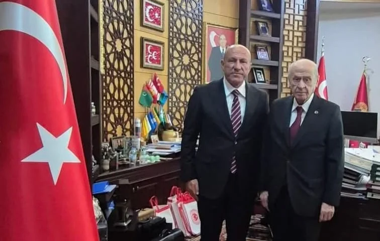 Yalova MHP İl Başkanı Mustafa Deviren, Devlet Bahçeli’yi Ziyaret Etti: İlçe Kongreleri Tamamlanıyor 1 Yalova MHP İl Başkanı Mustafa Deviren, Devlet Bahçeli’yi Ziyaret Etti: İlçe Kongreleri Tamamlanıyor
