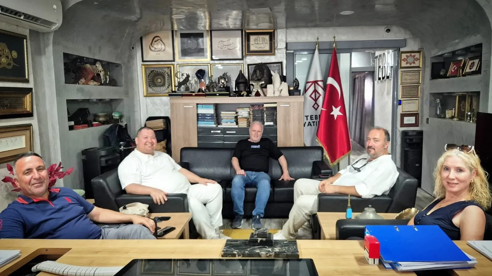 Yalova Gazeteciler Cemiyeti'nden Mojo Medya'ya Basın Bayramı Ziyareti 4 Yalova Gazeteciler Cemiyeti'nden Mojo Medya'ya Basın Bayramı Ziyareti