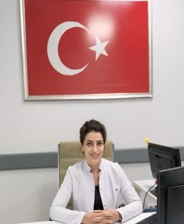 Yalova Eğitim ve Araştırma Hastanesi'ne Çocuk Cerrahisi Uzmanı Atandı! Dr. Burcu Arı Gökhan Göreve Başladı