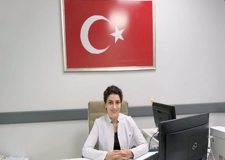 Yalova Eğitim ve Araştırma Hastanesi'ne Çocuk Cerrahisi Uzmanı Atandı! Dr. Burcu Arı Gökhan Göreve Başladı