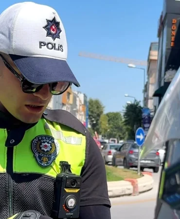 Yalova Emniyeti'nde Yeni Dönem: ASELSAN Üretimi İkinci Nesil Yaka Kameraları Kullanılmaya Başlandı
