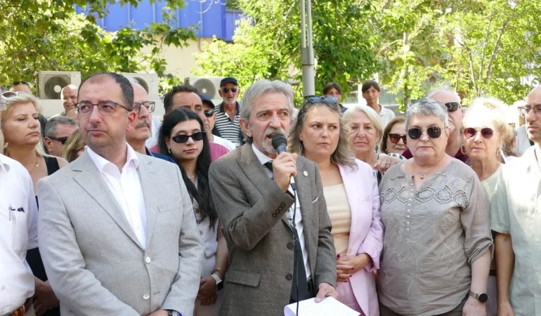 CHP Yalova'da Deprem: Kemal Sürel İstifa Etti, Yeni Partiye Katıldı 1 CHP Yalova'da Deprem: Kemal Sürel İstifa Etti, Yeni Partiye Katıldı